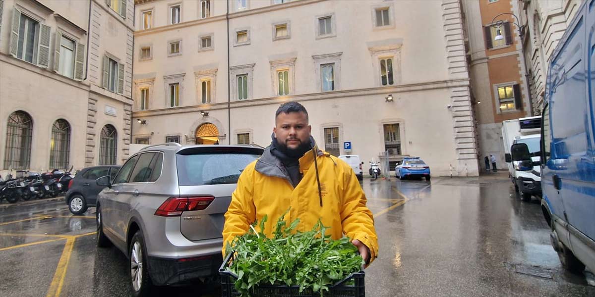 I deputati della Camera mangiano direttamente dal contadino